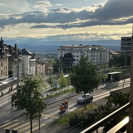 Con Balcon En El Centro