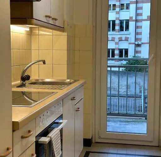 Con Balcon En El Centro *